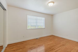 023_2940 Somerset Ave _