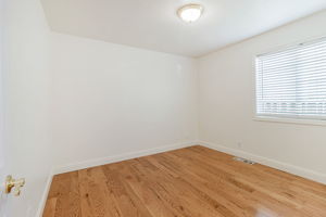 034_2940 Somerset Ave _