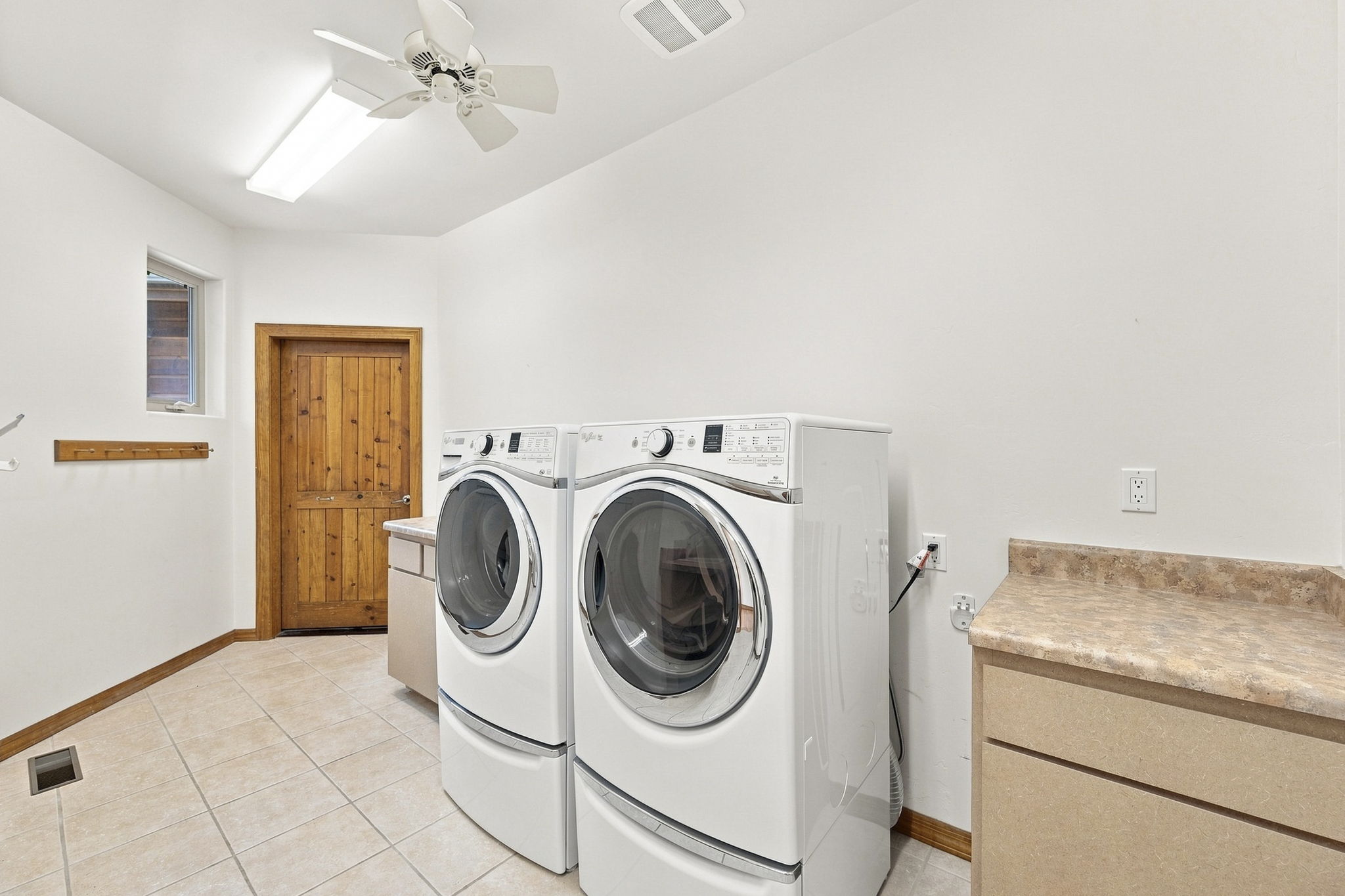 Laundry Room 2
