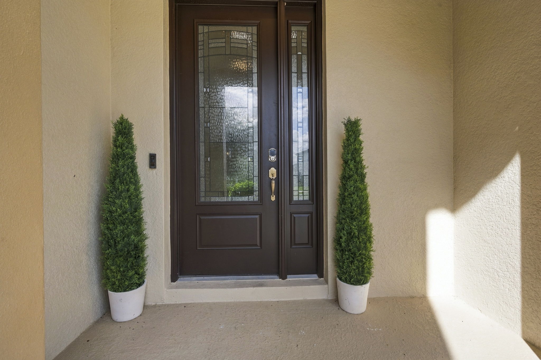 Front Exteriors (7)