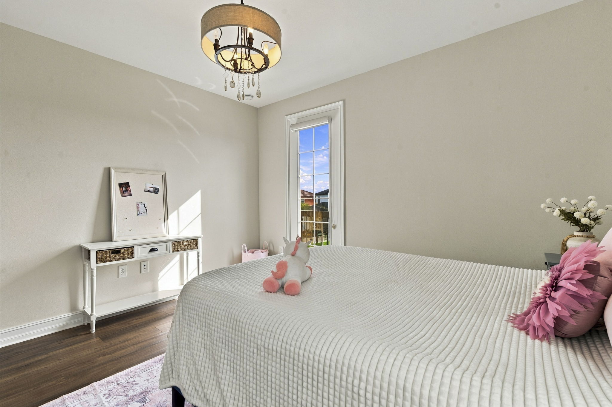 Interiors (58)