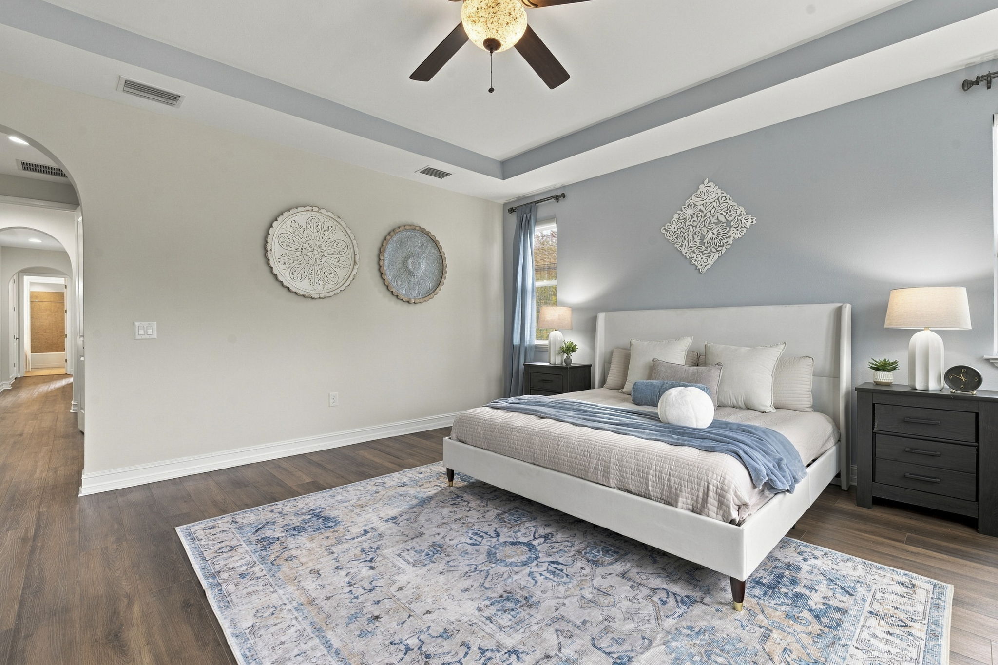 Interiors (69)