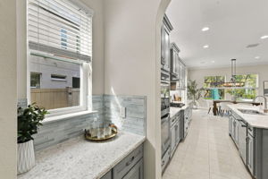Interiors (10)