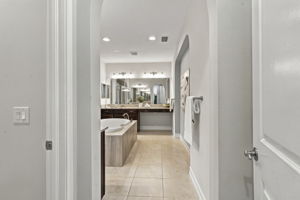 Interiors (74)