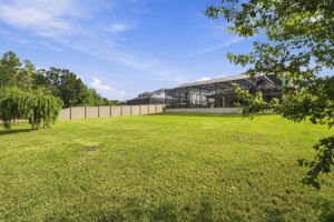 Rear Exteriors (17)