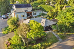  Photo 0