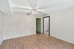  Photo 35