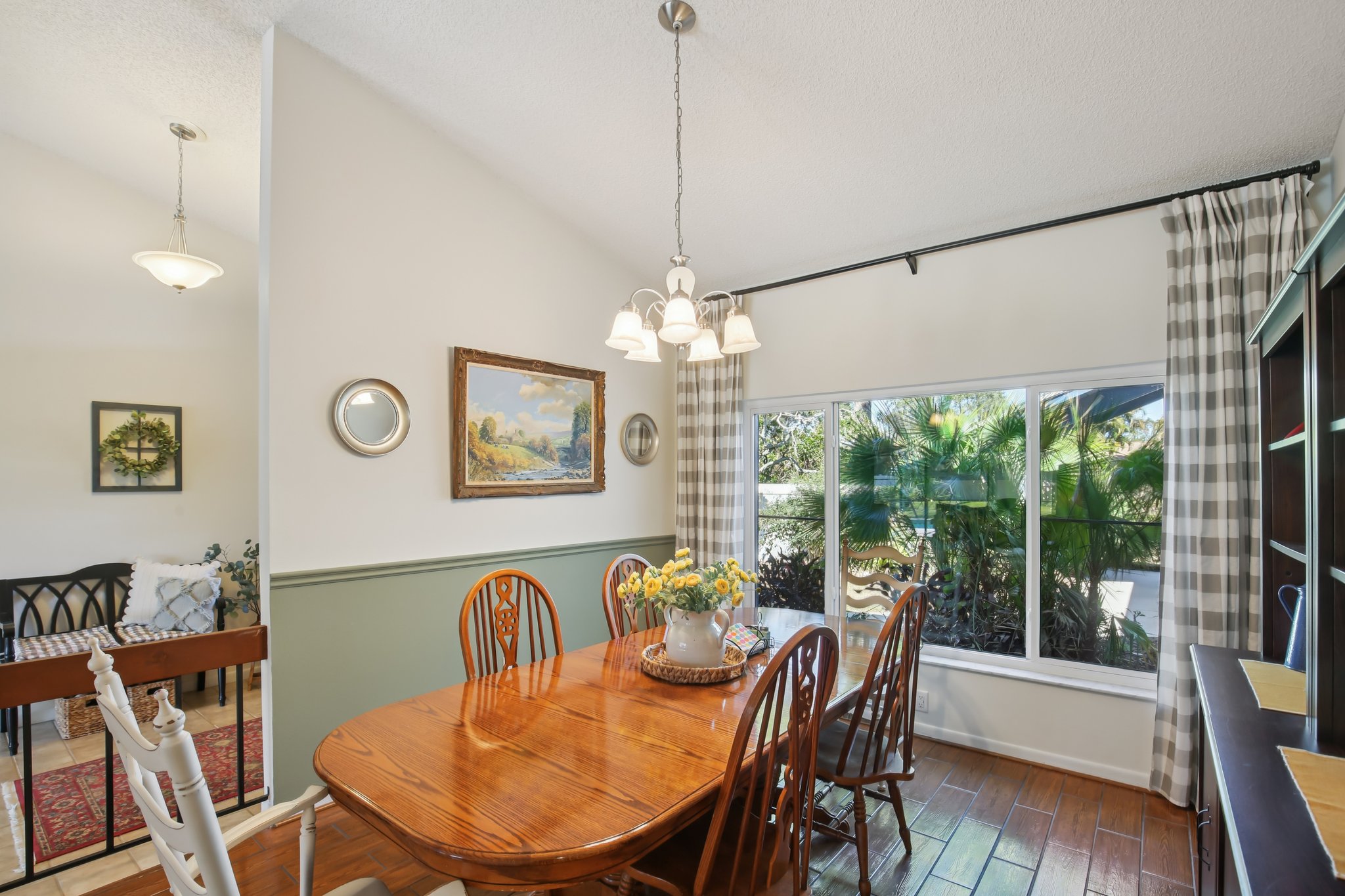 Mayfair Ct-S0702-032.jpg