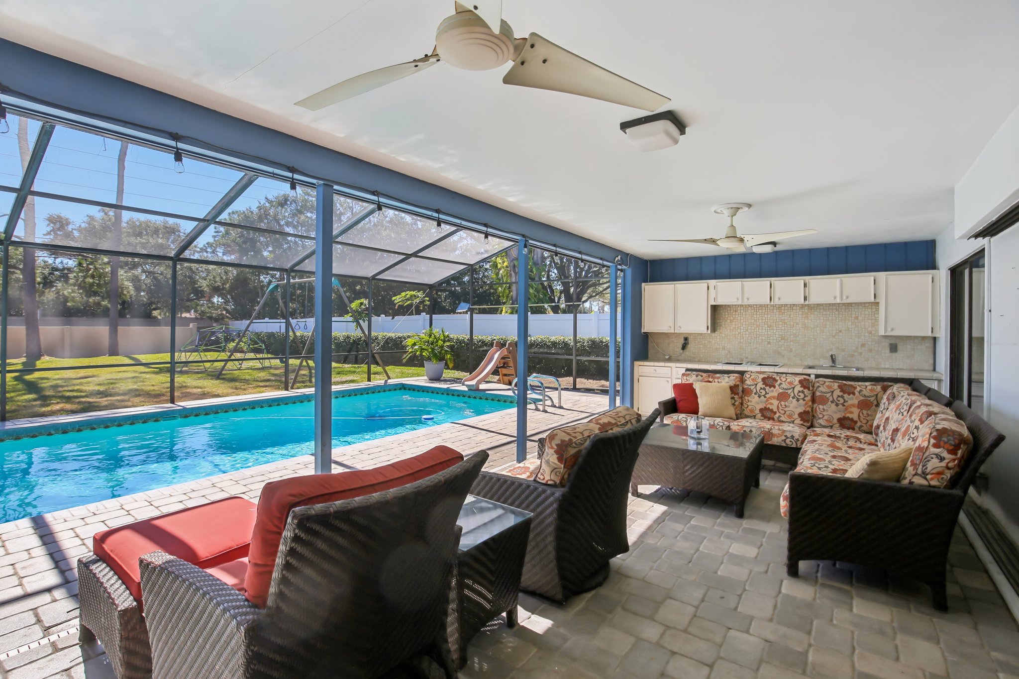 Mayfair Ct-S0702-042.jpg