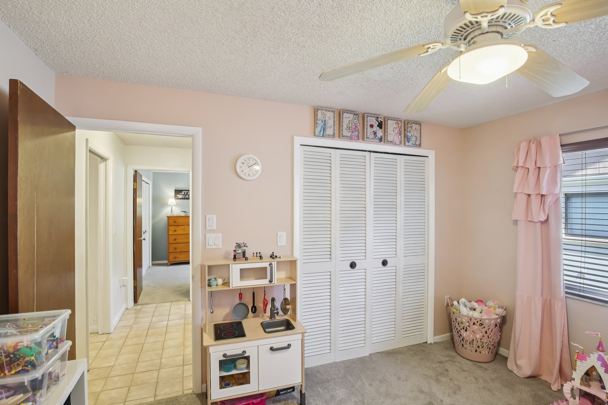 Mayfair Ct-S0702-048.jpg