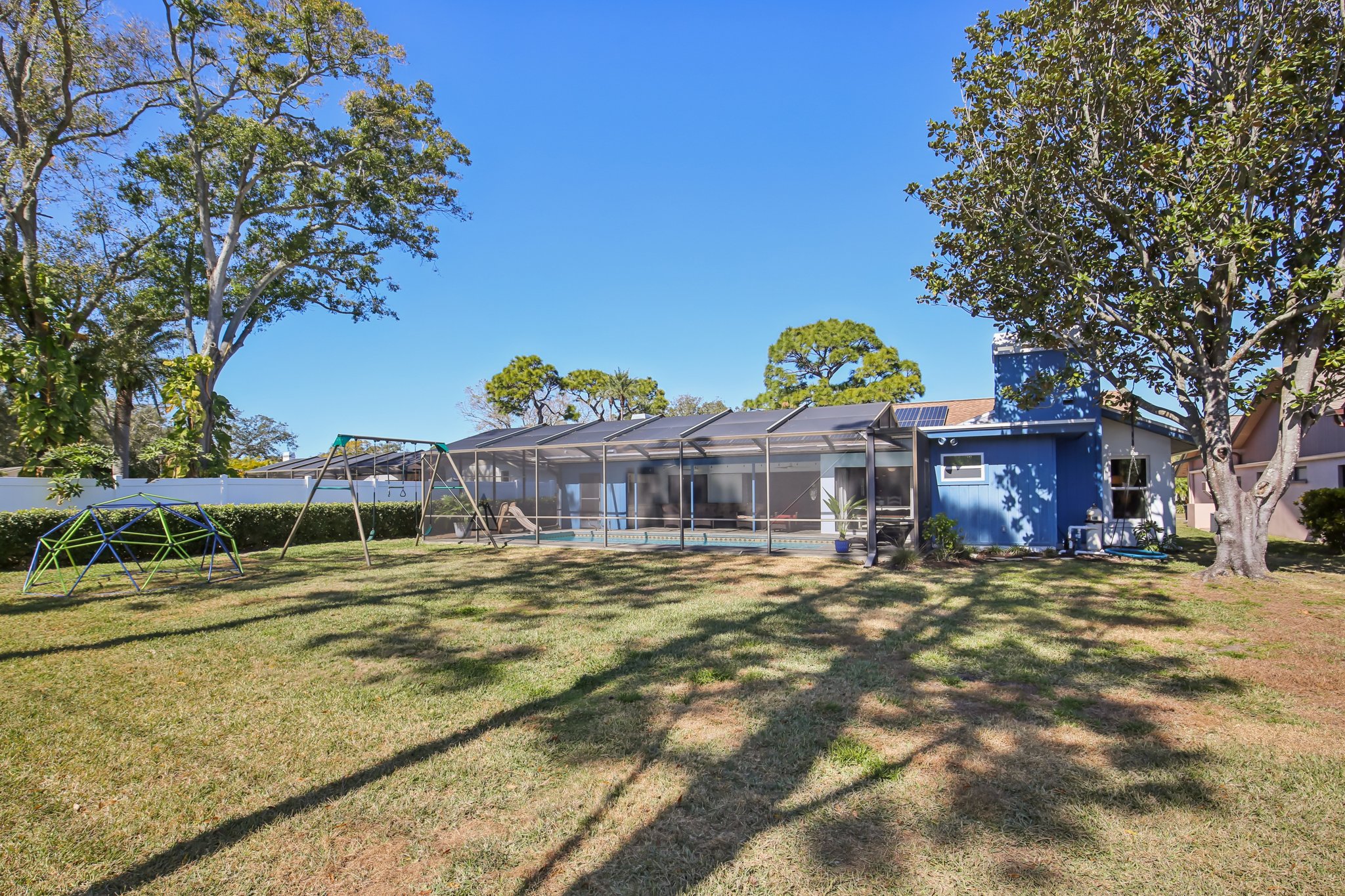 Mayfair Ct-S0702-051r.jpg