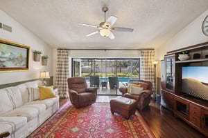 Mayfair Ct-S0702-036.jpg