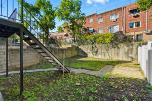  Photo 45