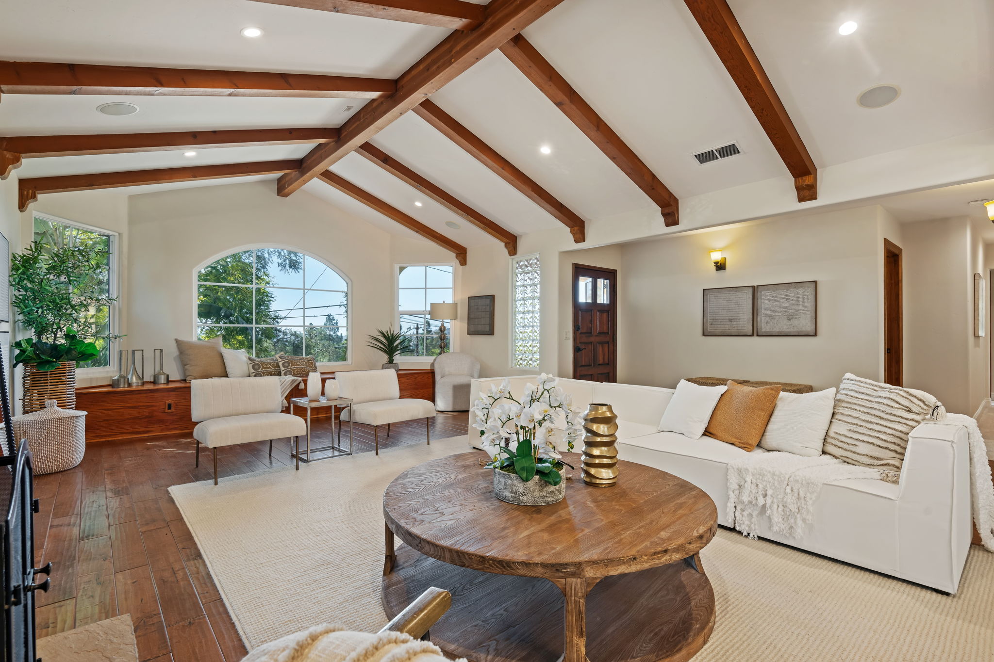 10-Living Room