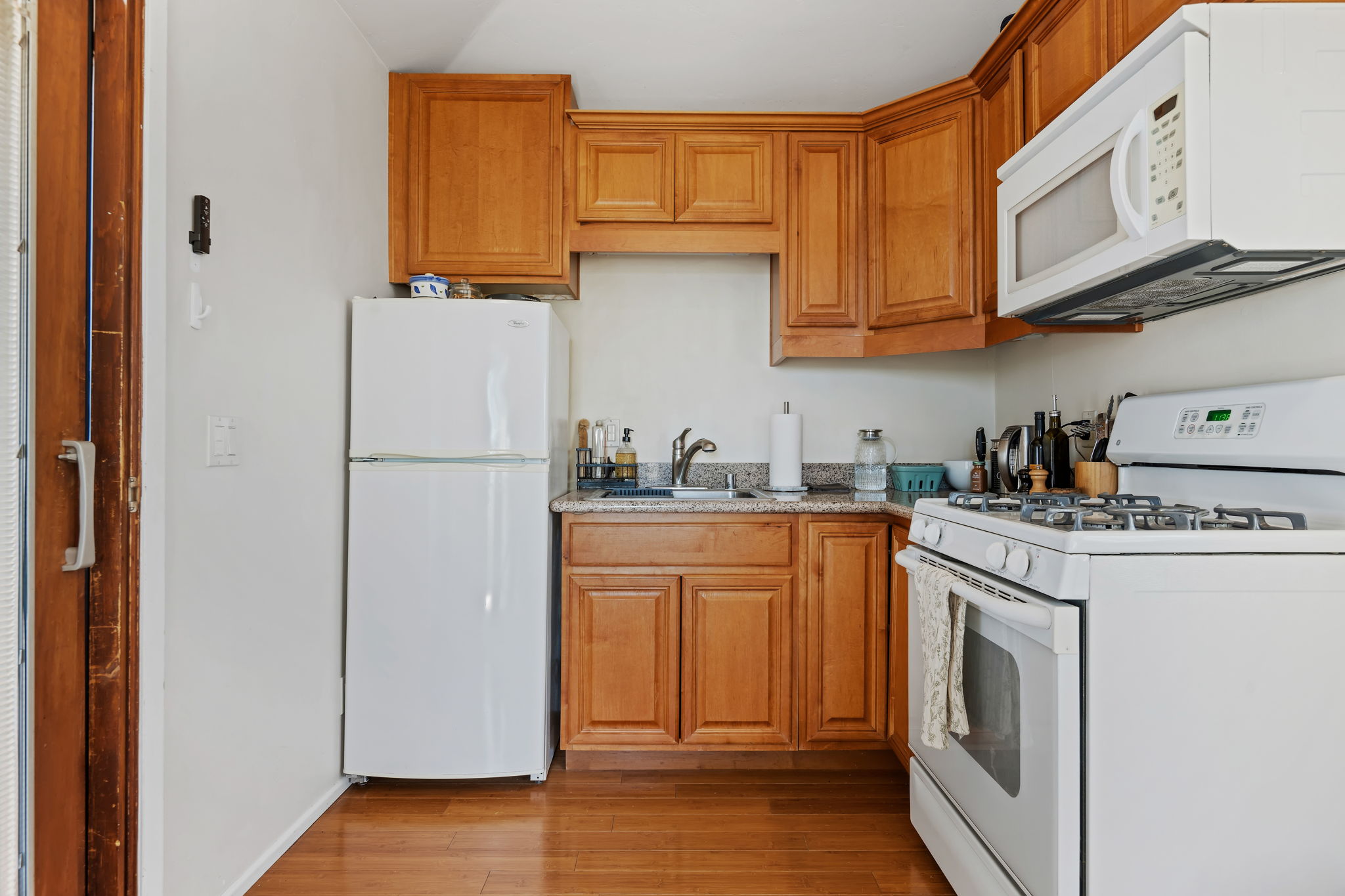41-Studio Kitchen