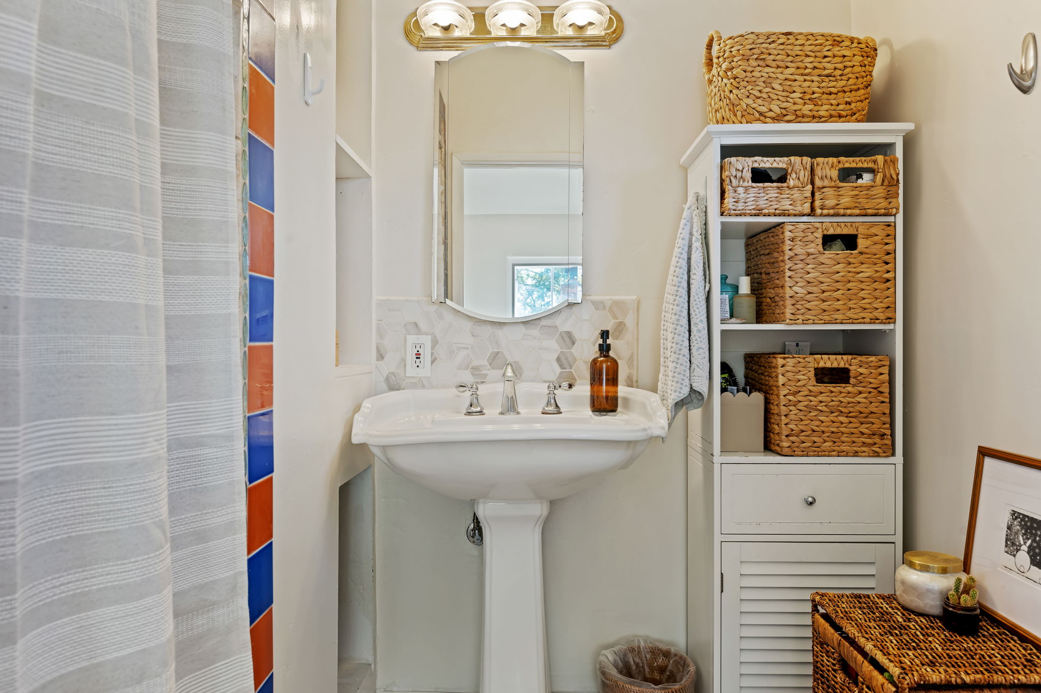 42-Studio Bathroom