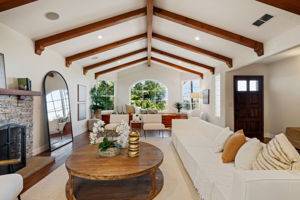 09-Living Room