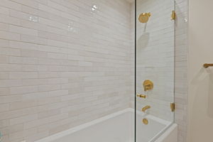 27-Bathroom 2