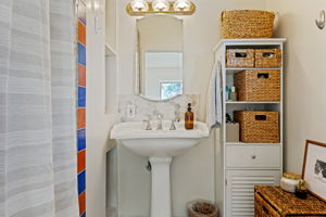 42-Studio Bathroom