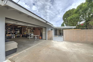  Photo 34