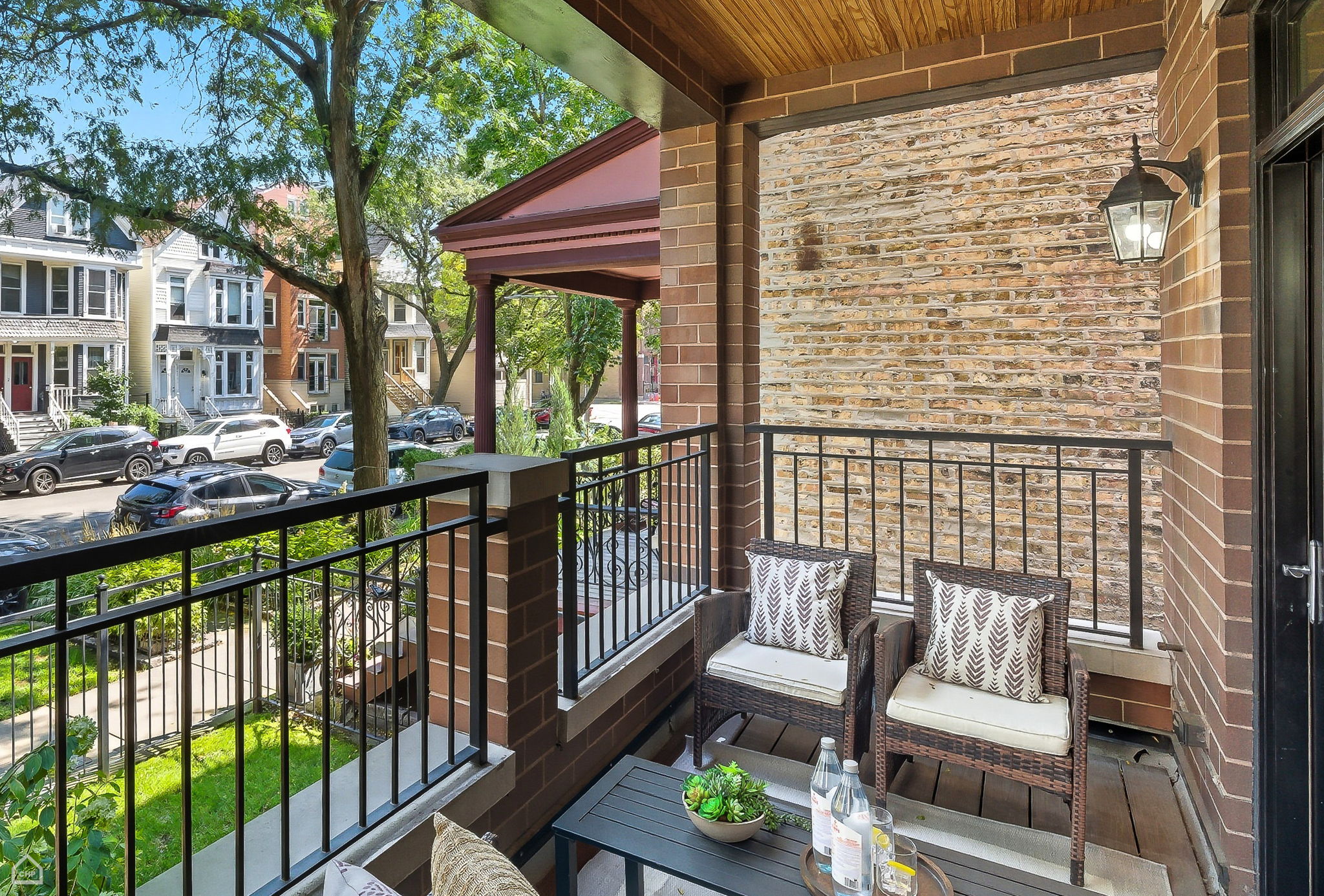 2946 N Racine 1_091125_004