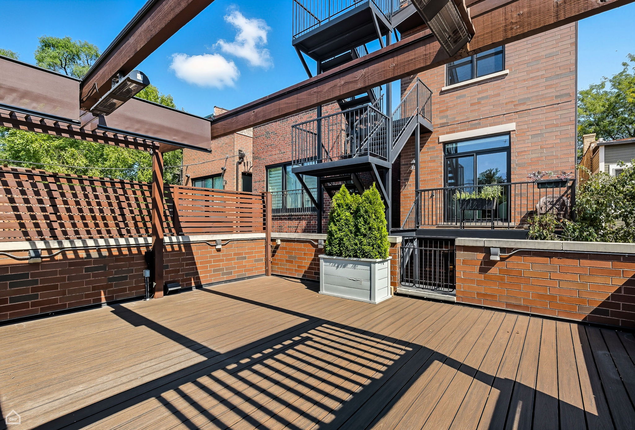 2946 N Racine 1_091125_006