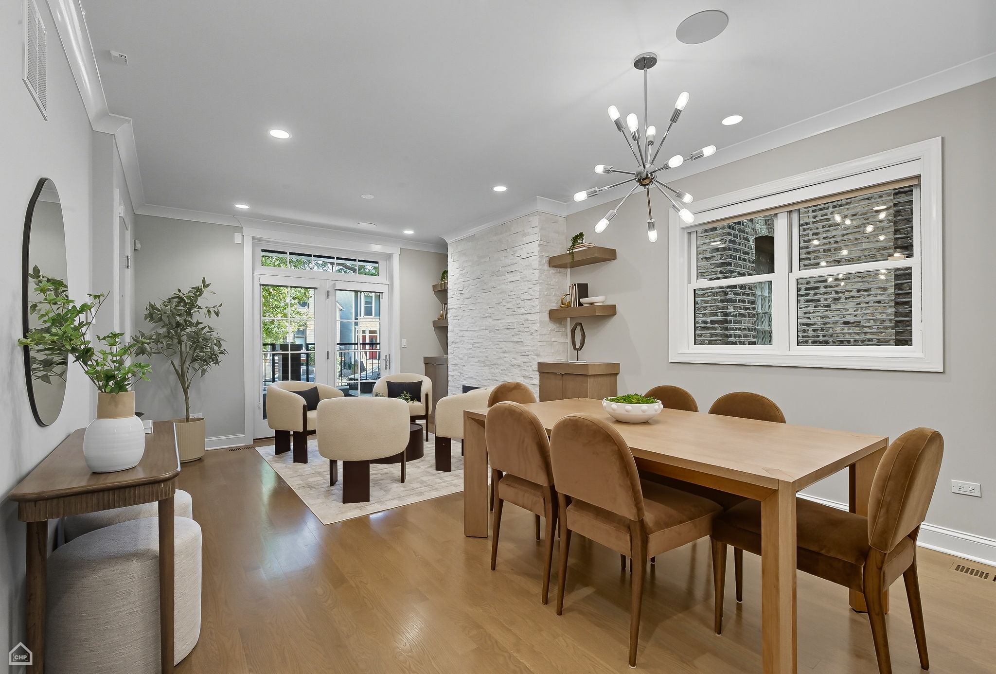 2946 N Racine 1_091125_007