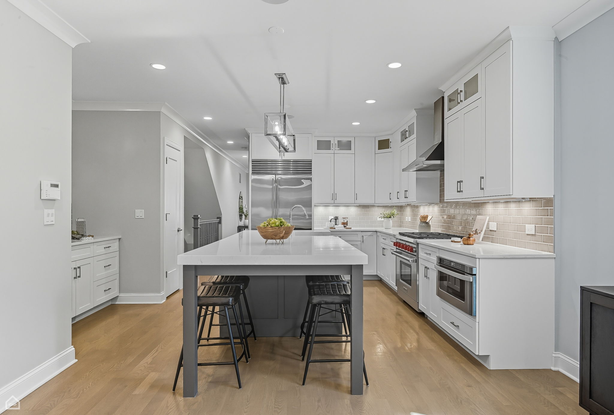 2946 N Racine 1_091125_017