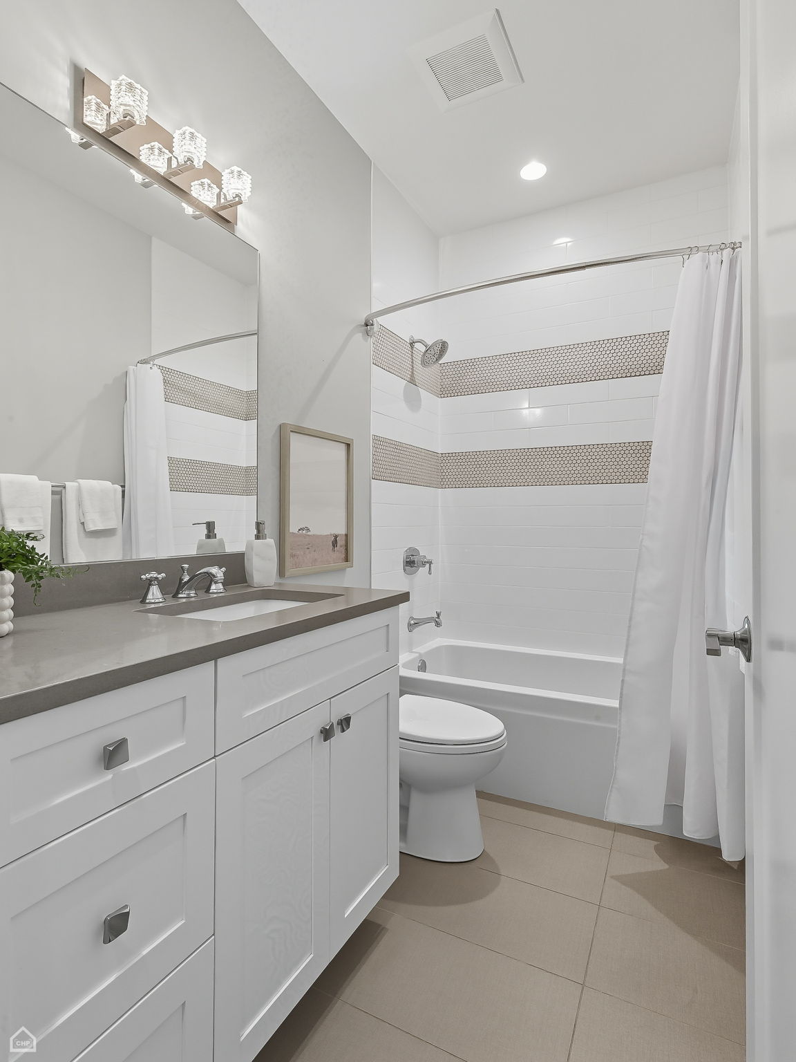 2946 N Racine 1_091125_035