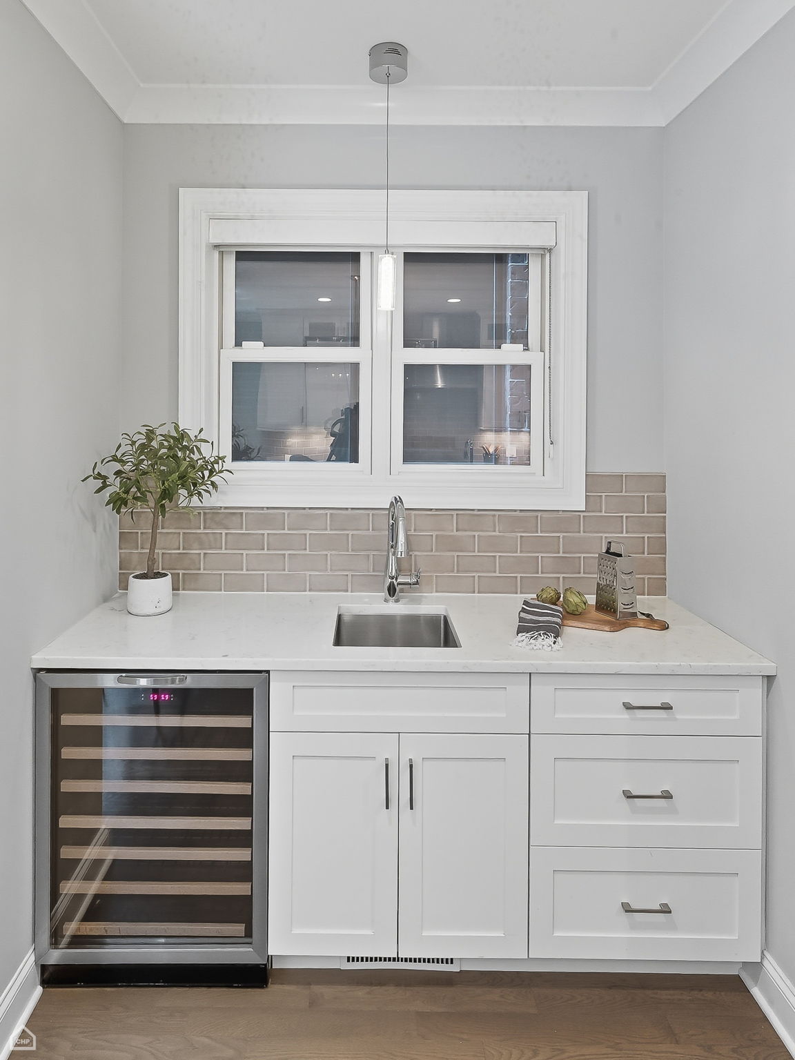 2946 N Racine 1_091125_039