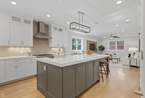 2946 N Racine 1_091125_016