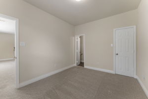  Photo 37