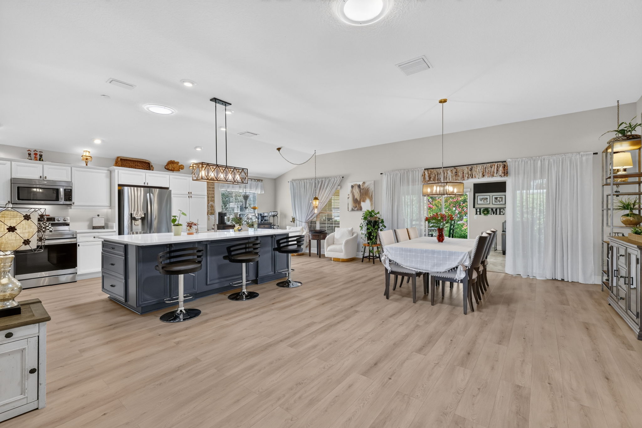 Kitchen, Dinette, and Dining Room