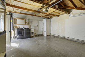 034_F8_2948 Moss Point Dr