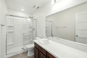  Photo 31