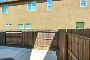  Photo 36