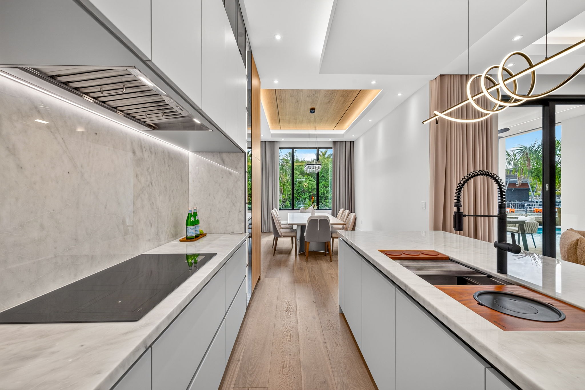 Kitchen 6 of 6