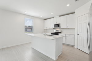 Orlando- The Reserve at Twin Lakes- 2949 Wild Olive Dr St. Cloud FL 34772-011