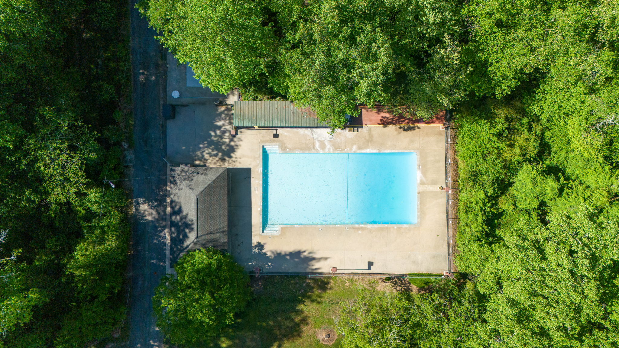 Community Pool (No HOA)
