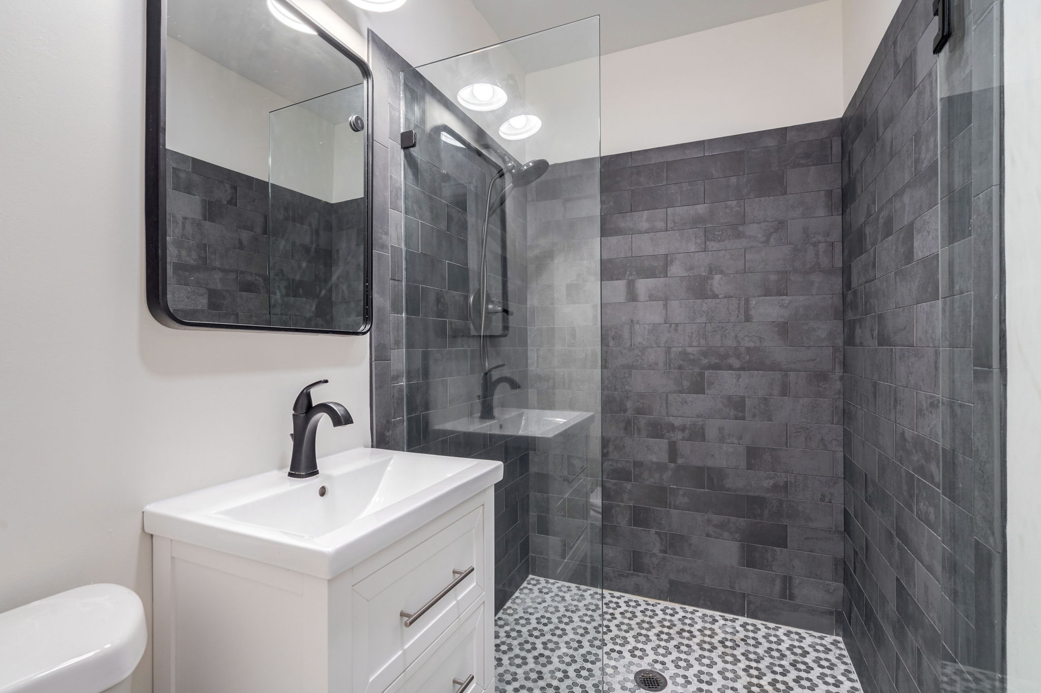 Downstairs Full Bathroom