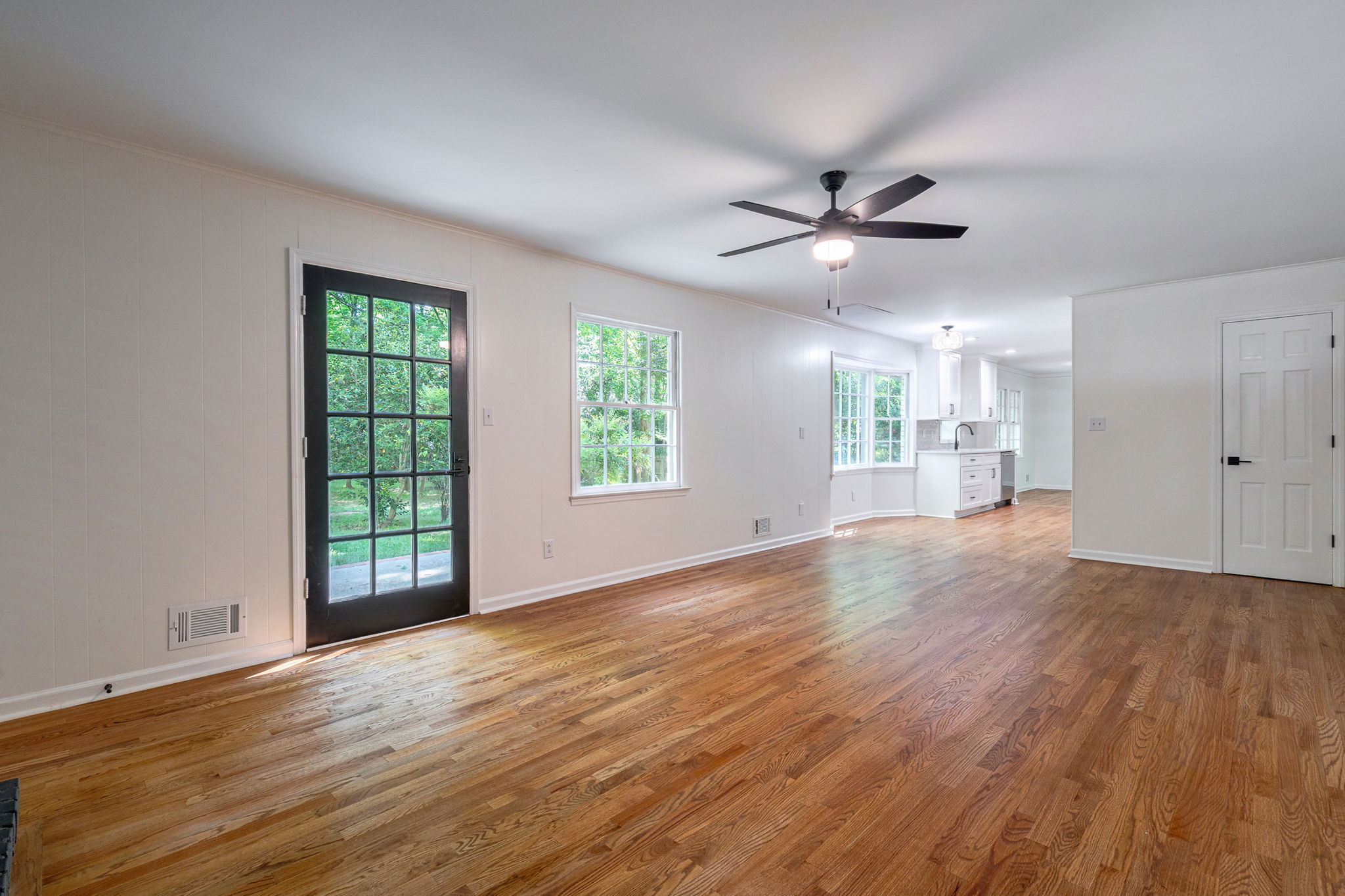 Family Room w/ Access to Backyard