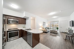 295 Cundles Rd E, Barrie, ON L4M 4S5, Canada Photo 1