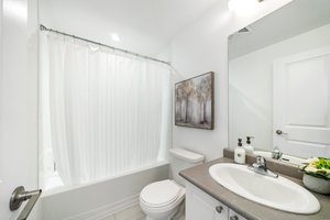 295 Cundles Rd E, Barrie, ON L4M 4S5, Canada Photo 9
