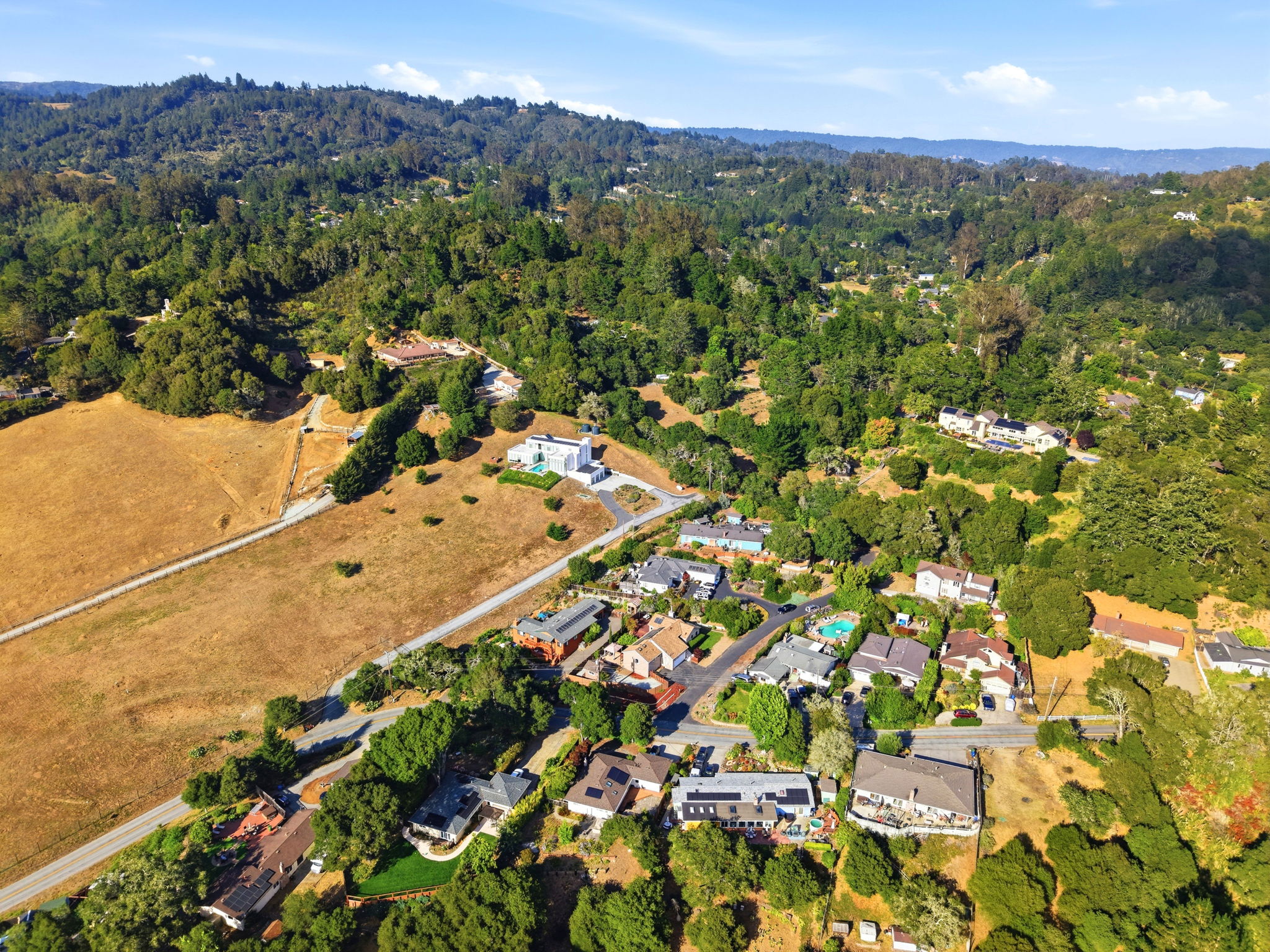 012_F8_AERIAL_295 Day Valley Rd