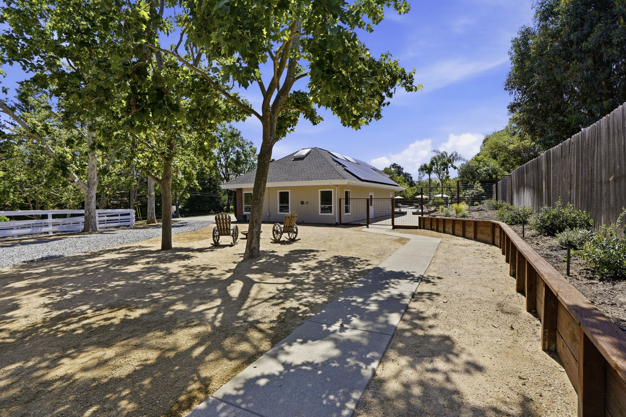 017_F8_295 Pine Creek Rd