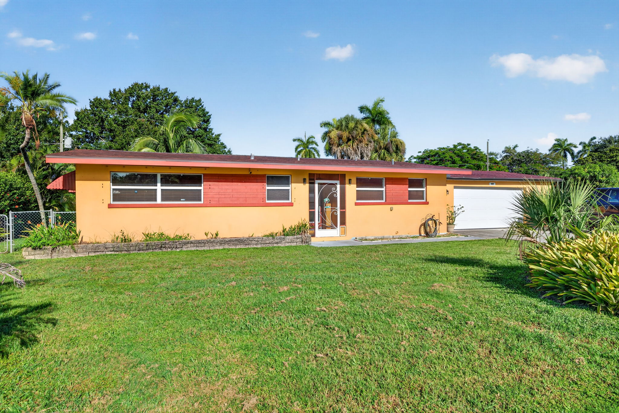 Front Exterior 2 of 2