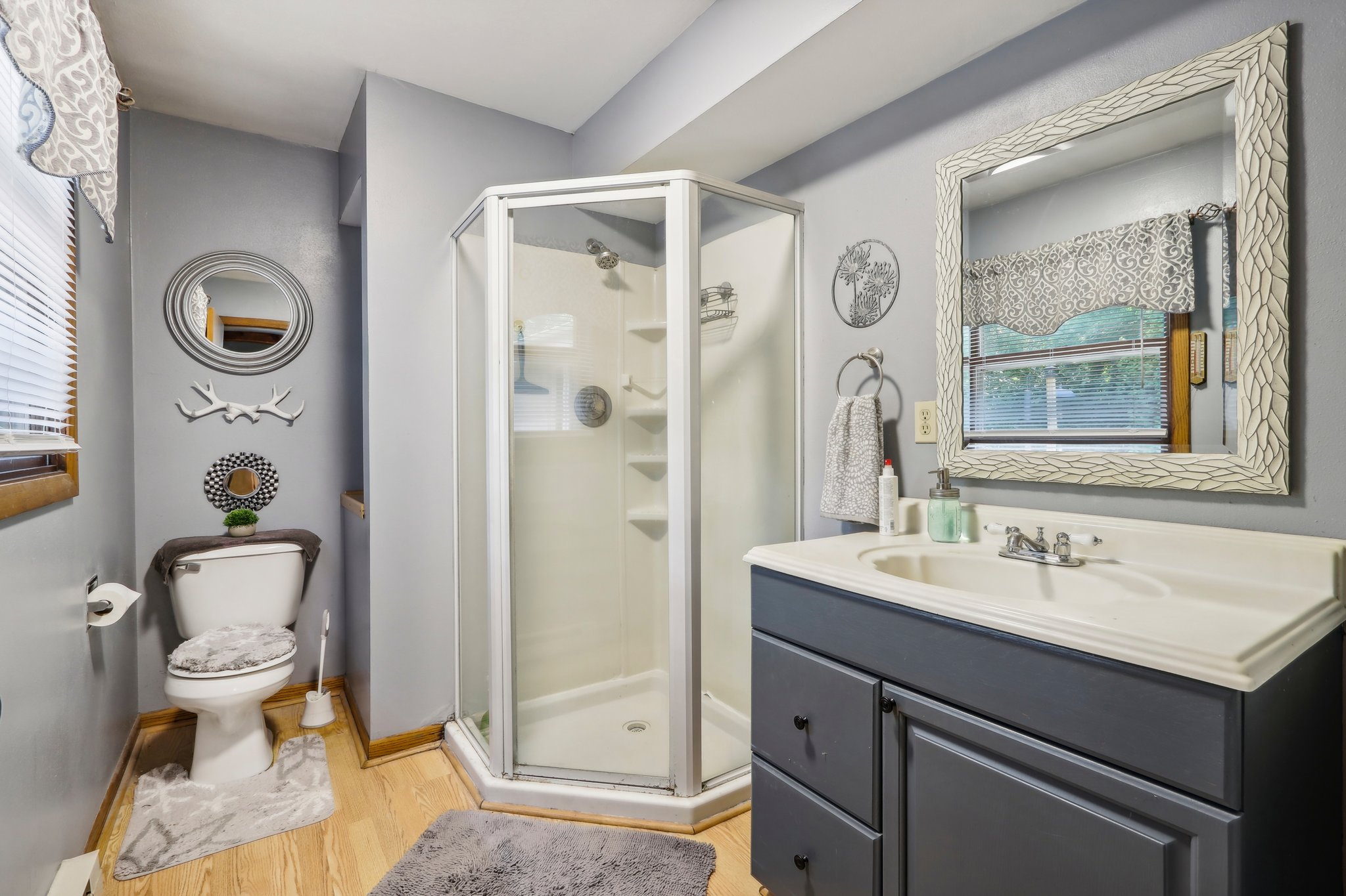 Evergreen Dr-026.jpg