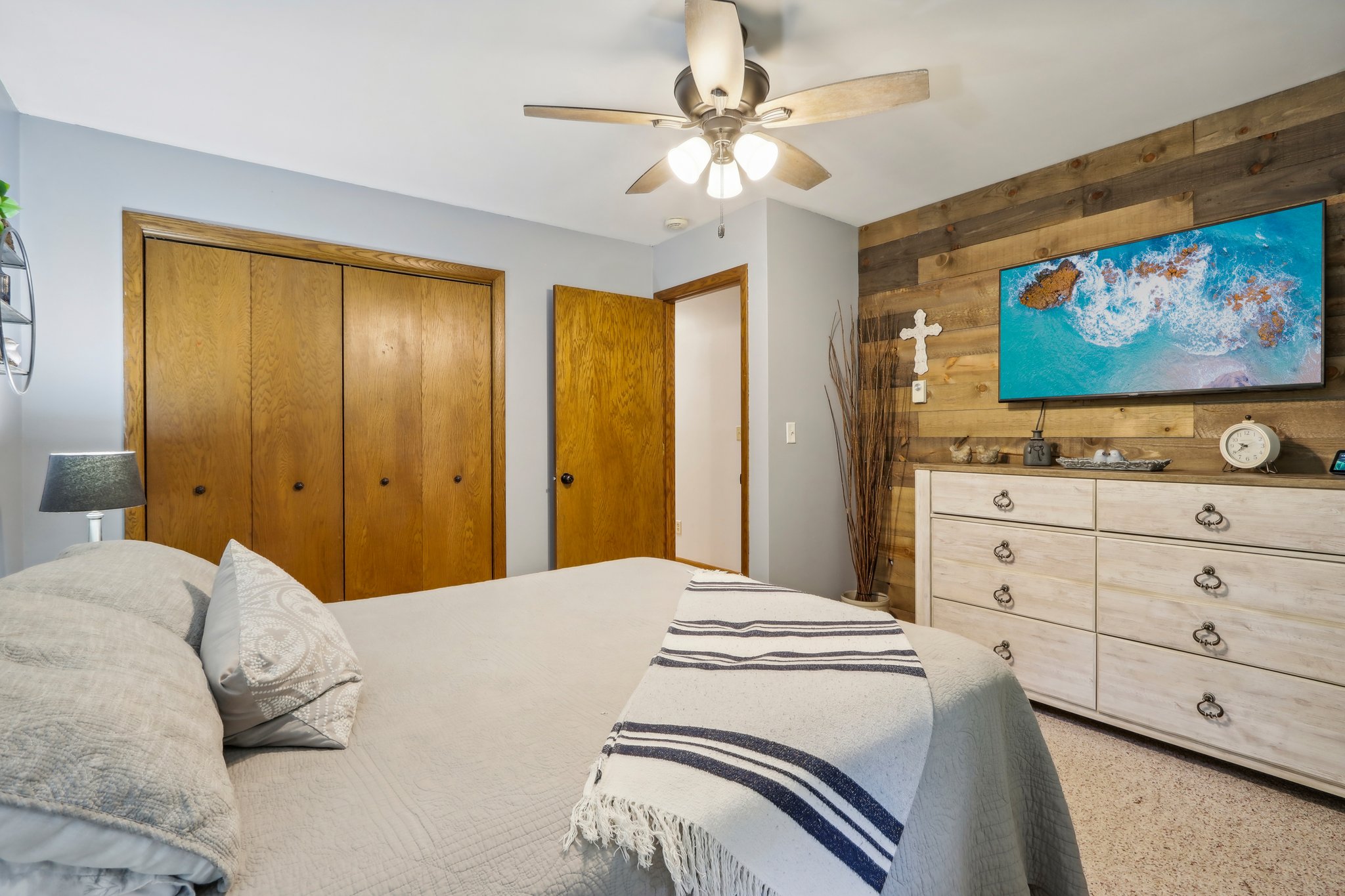 Evergreen Dr-034.jpg