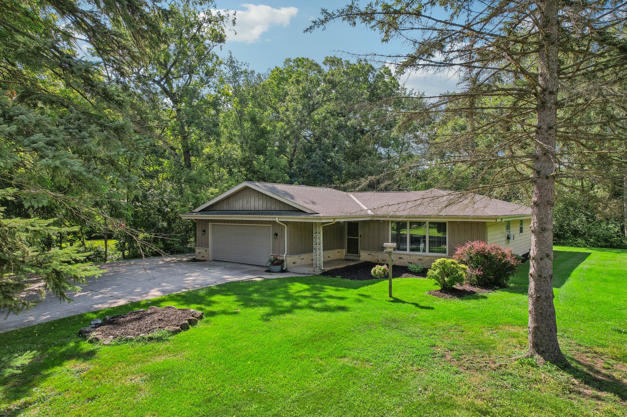 Evergreen Dr-062.jpg