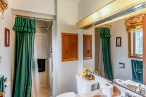 11bathroom